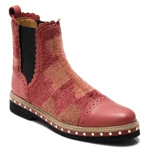 NWT Free People Atlas Chelsea Bootie Size 38 Color Burgundy